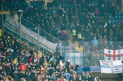 Прихильники «Манчестер Сіті» розгорнули банер «Слава героям АТО» (фото)