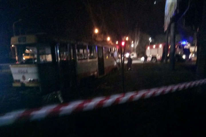 В Одесі горів трамвай: є постраждалі