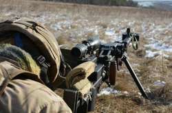 Російські окупанти обстрілюють українські позиції під Авдіївкою