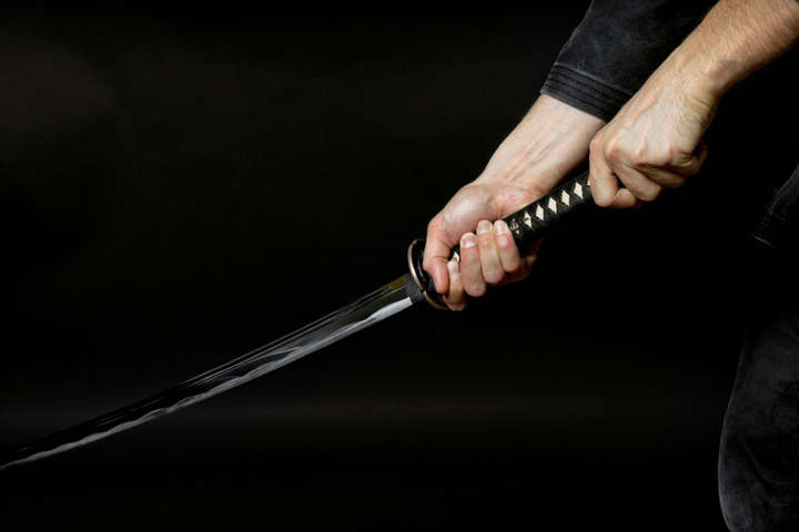 У Токіо чоловік із самурайським мечем влаштував різанину в храмі 
