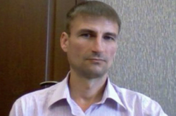 Столичні правоохоронці розшукують чоловіка, який зник із дитиною співмешканки