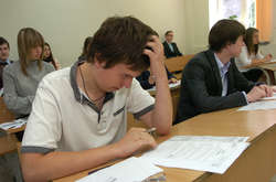 Усі, хто отримує повну загальну середню освіту, складатимуть ДПА у формі ЗНО