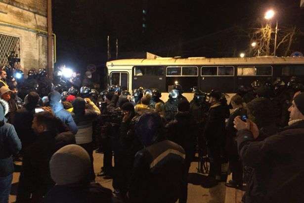 Затримання Саакашвілі: активісти влаштували мітинг під будівлею СБУ