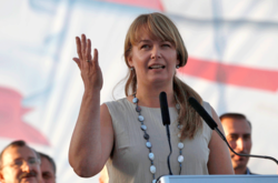 Саакашвілі покликав дружину стати його представником