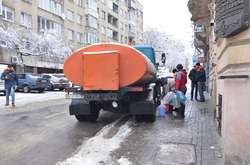 Масштабну аварію на водогоні у Львові ліквідували. Вода має з’явитись увечері