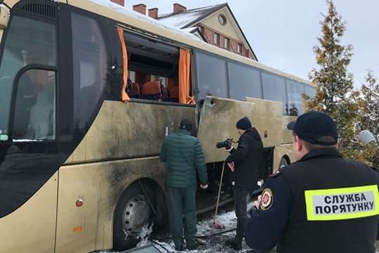 Теракт с польским автобусом под Львовом: появились фото и подробности 