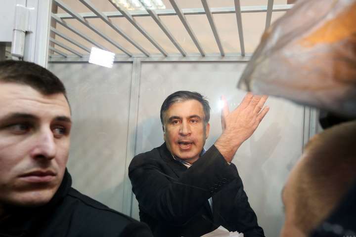 Михайло Саакашвілі у залі суду - Суд обрав запобіжний захід Саакашвілі
