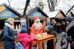 Во Львове открылась Рождественская ярмарка (фото)