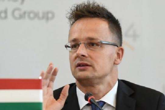 Угорщина назвала три умови для підтримки України