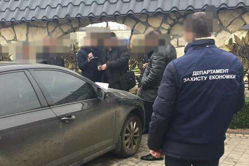 Затримано мера одного з міст Львівщини за спробу підкупу поліцейського