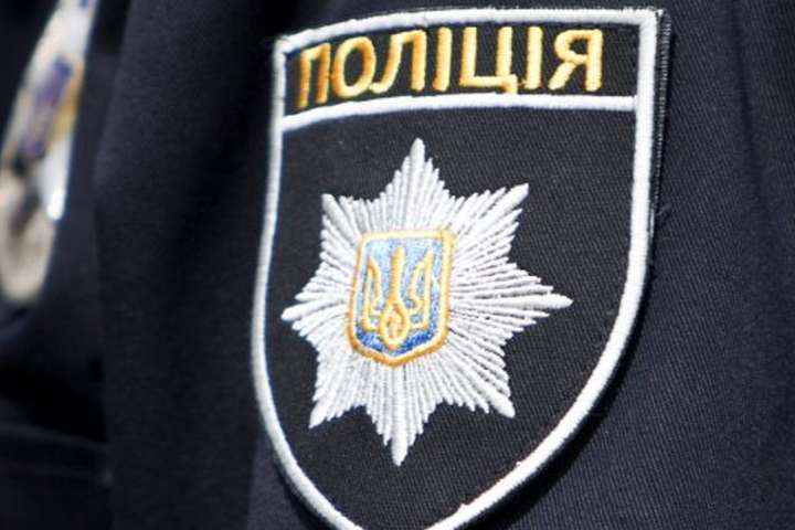 У Києві під час затримання шахраїв поранено поліцейського