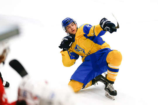 Молодіжна збірна України вигризає перше очко на чемпіонаті світу з хокею