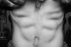 Харламов набил тату в пикантном месте