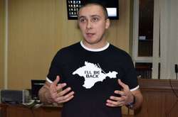 Суд відправив під домашній арешт екс-лідера одеського «Правого сектора» Стерненка 