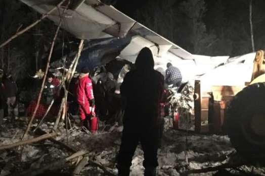 У Канаді розбився літак, на борту перебувало 25 осіб 