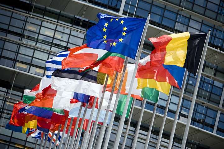 Сьогодні у Брюсселі стартує дводенний саміт Євросоюзу