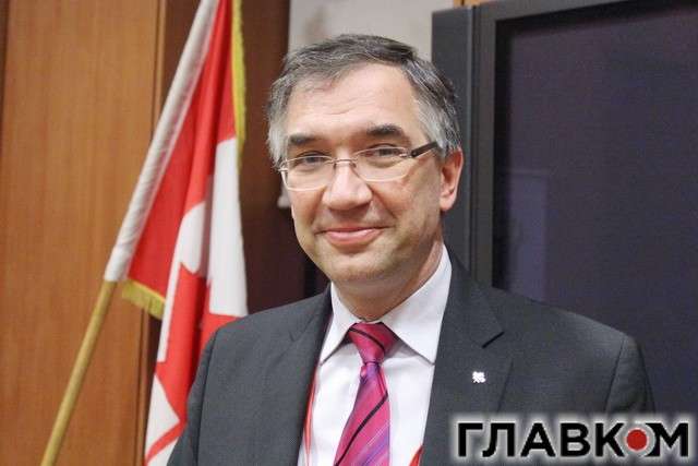 Посол Канади пояснив, які є умови продажу зброї Україні 