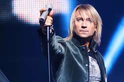 Олег Винник в новом клипе стал брутальным рокером