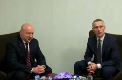 Турчинов і Столтенберг обговорили, як протидіяти російській агресії