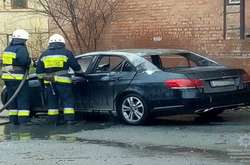 У Дніпрі під судом підірвали Mercedes прокурора