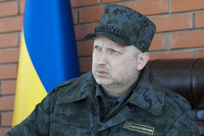 Турчинов: РФ може розпочати широкомасштабні бойові дії проти України у будь-який момент