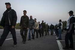 Волонтер: Україна почала привозити людей для обміну на заручників з Донбасу