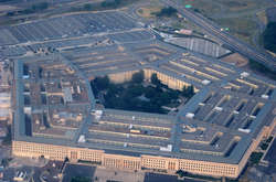 Глава Пентагону прокоментував інцидент між американським і російським літаками