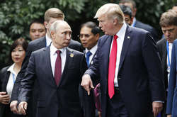 Колишній посол США в РФ шокований дзвінком Трампа Путіну