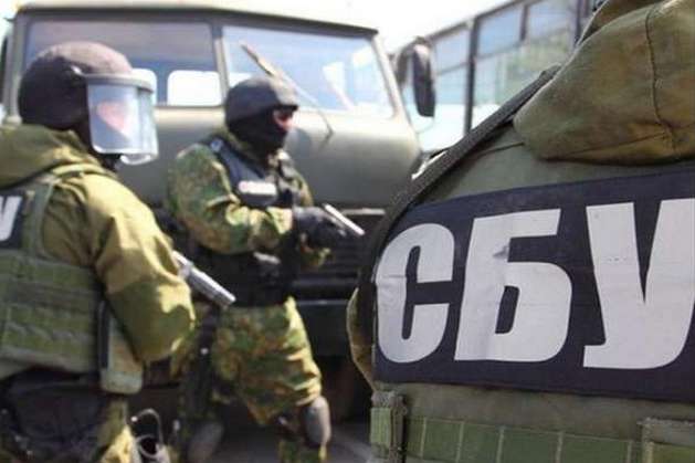 СБУ затримала на Донеччині банду з наркоторговців та поліцейських