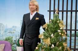 Монатик и Олег Винник рассказали о семейных новогодних традициях