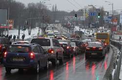 Київ засипає снігом