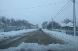 Одещину засипало снігом