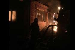 Обстріл Новолуганського з «Градів» триває: поранених уже шестеро