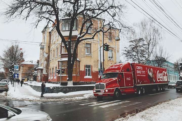 Зимова казка: кращі фото засніженої Вінниці у Instagram