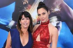 Фанаты «Чудо-женщины» создали петицию с требованием включить Пэтти Дженкинс в номинанты «Золотого глобуса» 