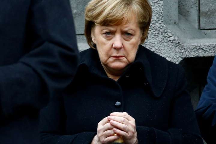 Меркель обіцяє покращити протидію тероризму в роковини нападу в Берліні