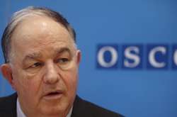  Ертугрул Апакан 