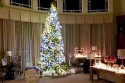 Новогодняя елка Бритни Спирс