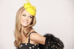 Катя Осадчая вышла в стильном платье за 35 тыс. грн