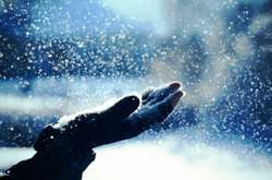 Субота буде сніжною і трохи морозною