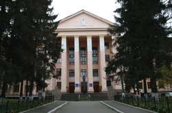 У Національному медуніверситеті просять захисту від кібертерору