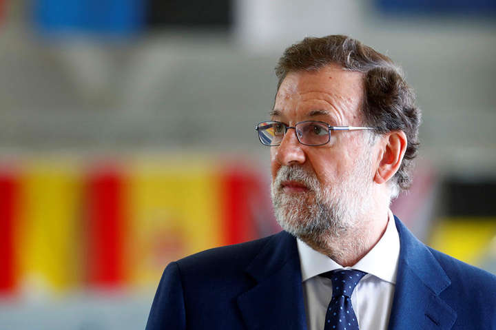 Прем’єр Іспанії відмовився зустрічатися з екс-главою Каталонії Пучдемоном