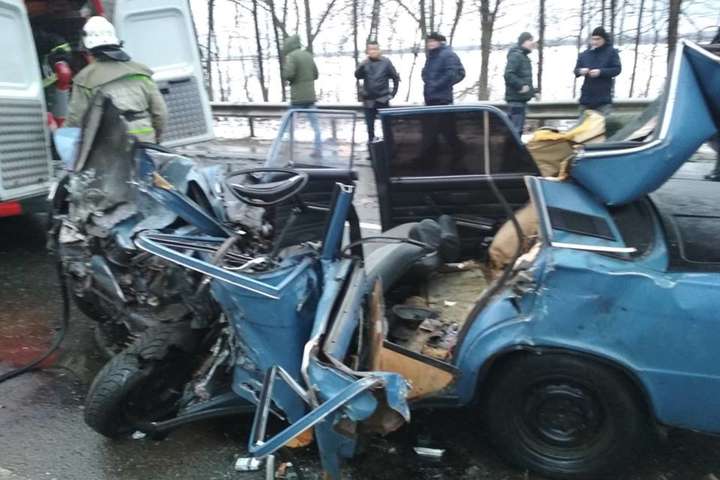 На Львівщині сталося лобове зіткнення маршрутки з автівкою: є постраждалі