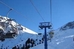 В Альпах врятували сотню людей, які застрягли на канатній дорозі