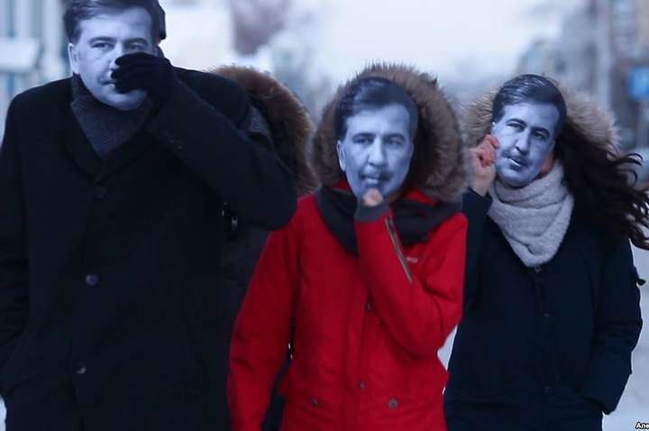 У Росії влаштували акцію в масках Саакашвілі