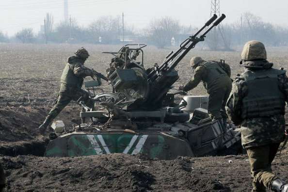 Бойовики накрили мінометним вогнем сили АТО під Кримським: є поранений