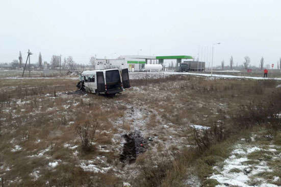 Смертельна ДТП на Полтавщині: зіткнулися мікроавтобус і вантажівка
