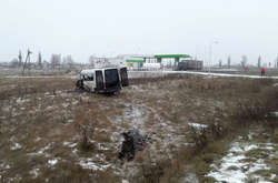 Смертельна ДТП на Полтавщині: зіткнулися мікроавтобус і вантажівка