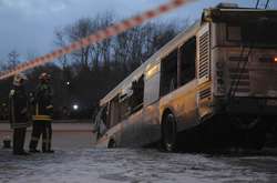 У російському МВС уточнили кількість загиблих від наїзду автобусу у Москві 