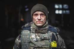  Кадр з фільму «Кіборги» 